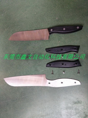 子母釘鉚合機